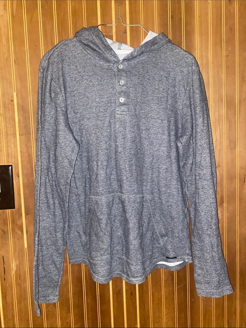 On The Byas Men's Hooded Henley - Heathered Gray